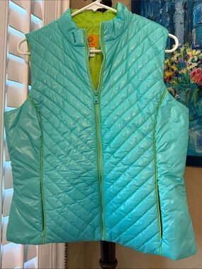 Ruby Rd. Aqua Teal Quilted Packable Vest with Lime Trim